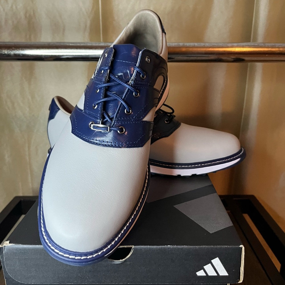 New Men’s MC-Z -Traxion Spikeless Golf Shoes-size 10 style# IH5151